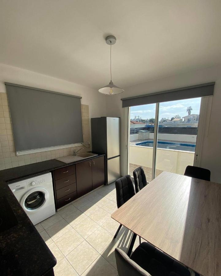 Cosy Apartment In Kato Paphos With Pool Access المظهر الخارجي الصورة