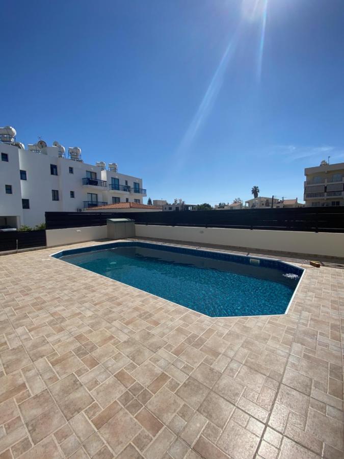 Cosy Apartment In Kato Paphos With Pool Access المظهر الخارجي الصورة