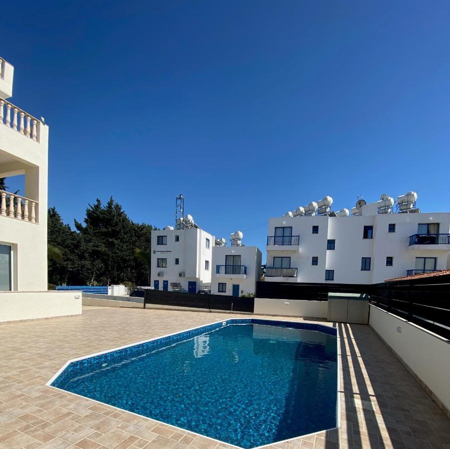 Cosy Apartment In Kato Paphos With Pool Access المظهر الخارجي الصورة